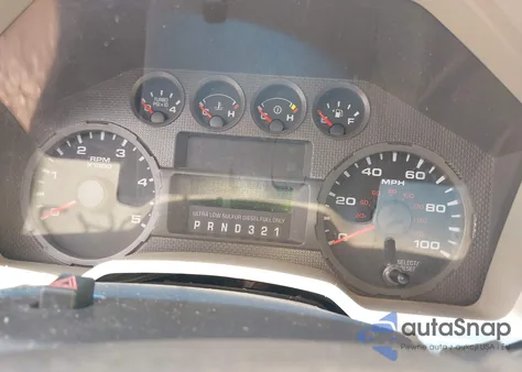 2008 Ford F-250 Xl/Xlt z USA, uszkodzony, nr VIN 1FDSX20R08ED02476